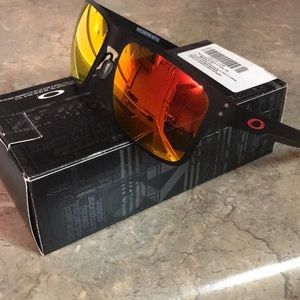 Holbrook Matte Black w/PRIZM Ruby.